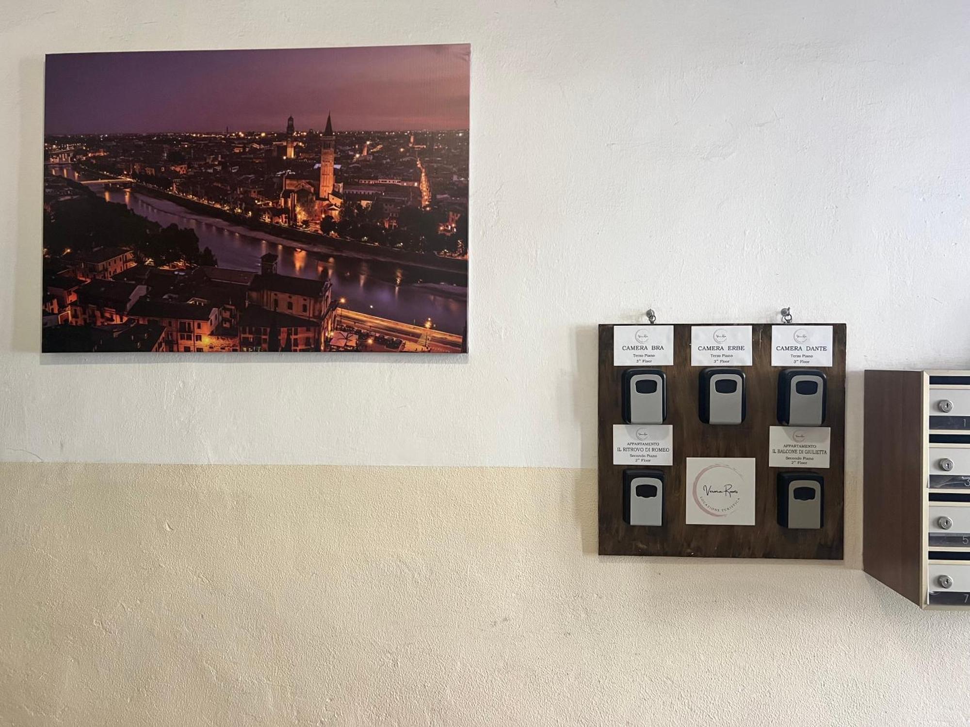 Verona Rooms Bagian luar foto