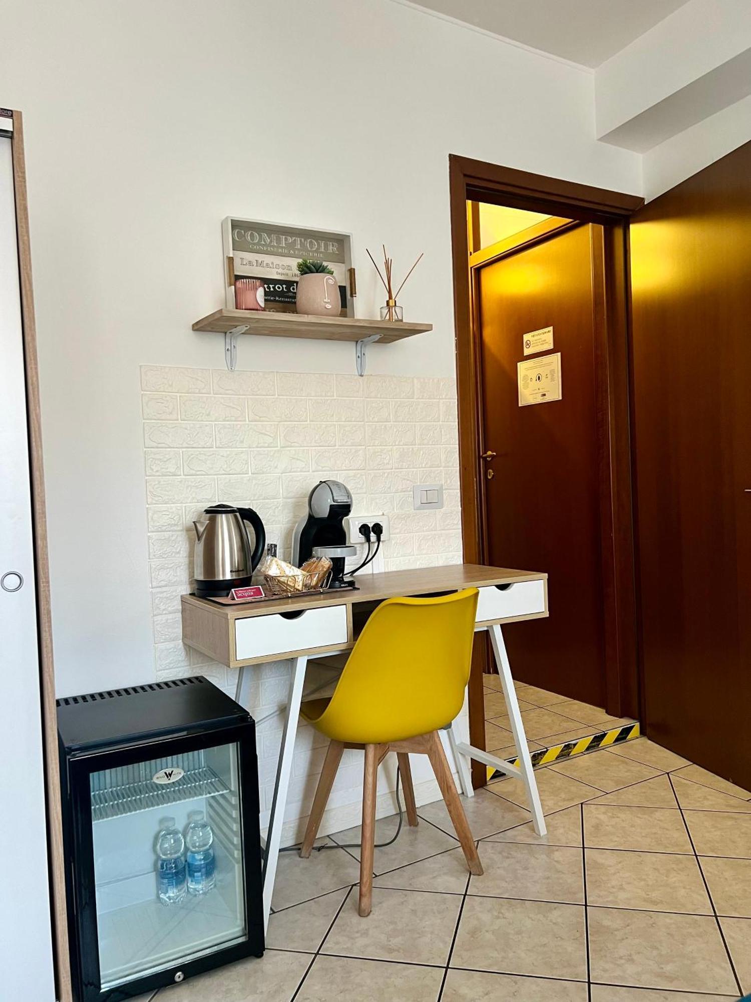 Verona Rooms Bagian luar foto